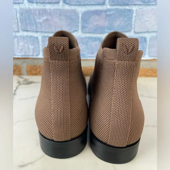 Vivaia Square Toe Water Repellent Ankle Boot size 42/11 - Picture 10 of 14